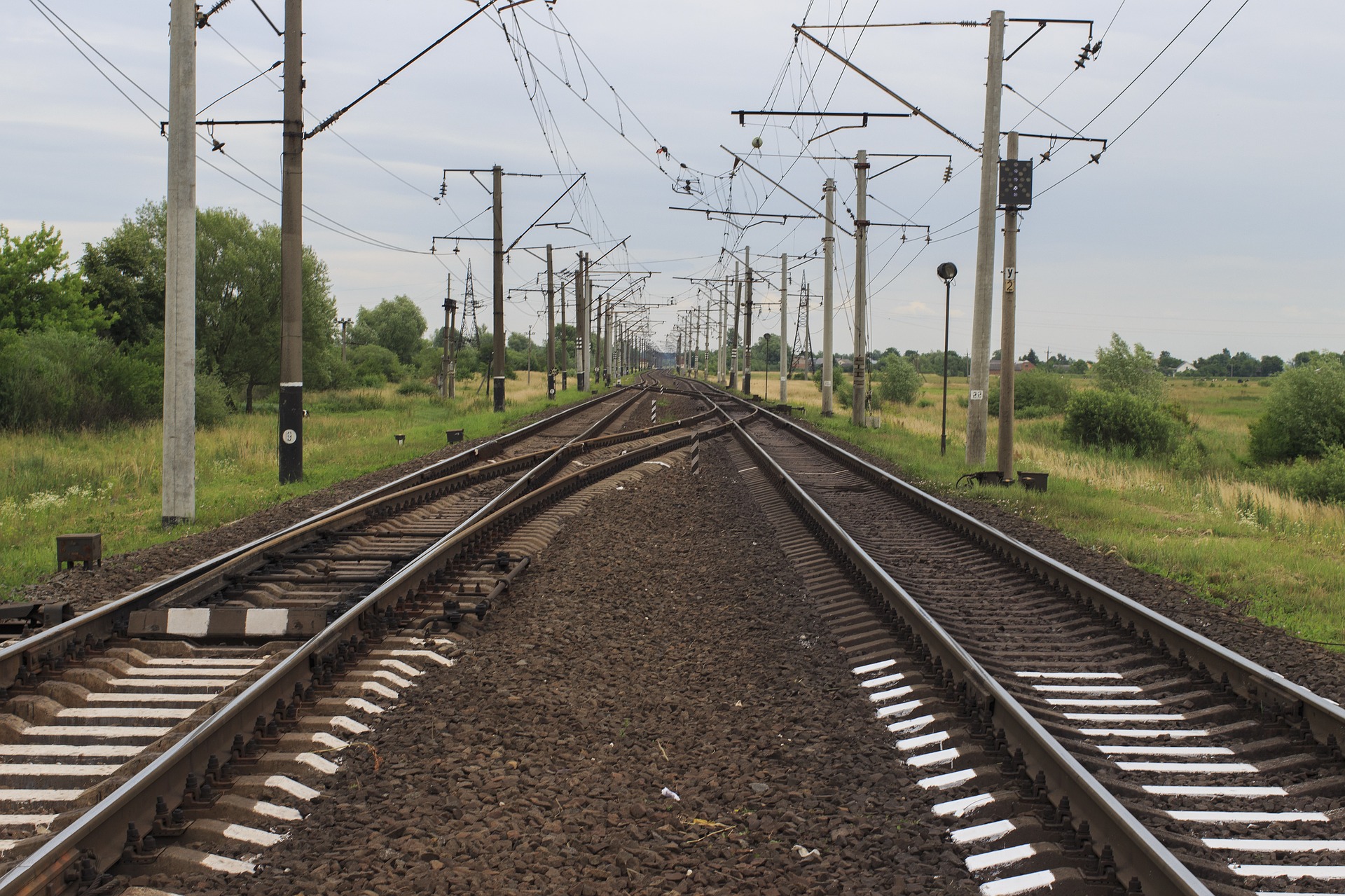 Ministerstvo dopravy podpoří nákladní železniční dopravce jezdící na elektřinu 230 miliony korun