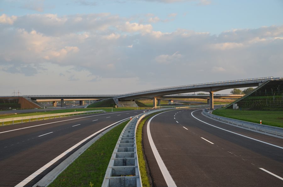 Doprava získala na nové dálnice a rekonstrukce železnic už 150 miliard z evropských prostředků