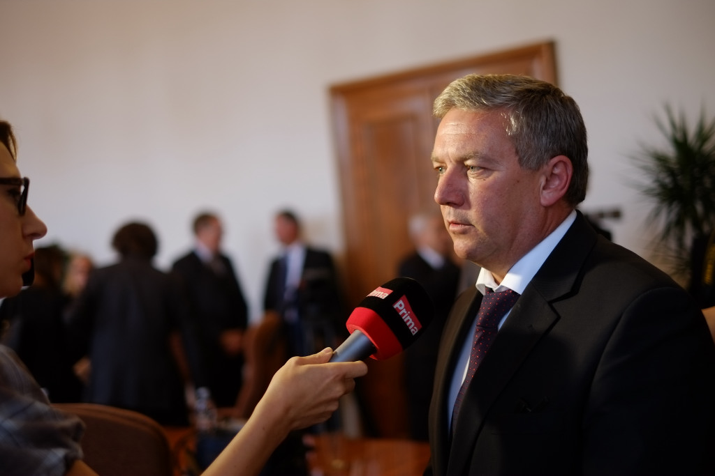 Ministr Prachař jednal s dolnorakouským hejtmanem Pröllem